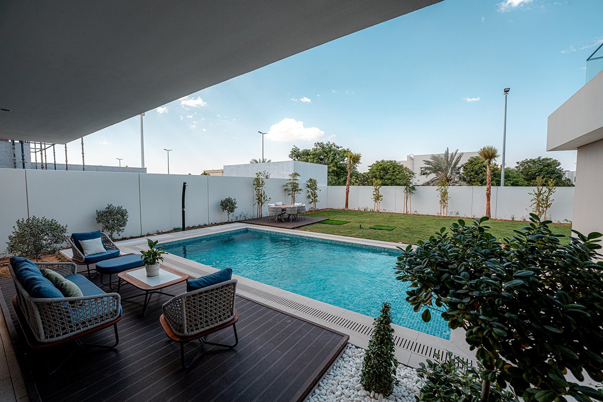 swimming pool view2 shomous