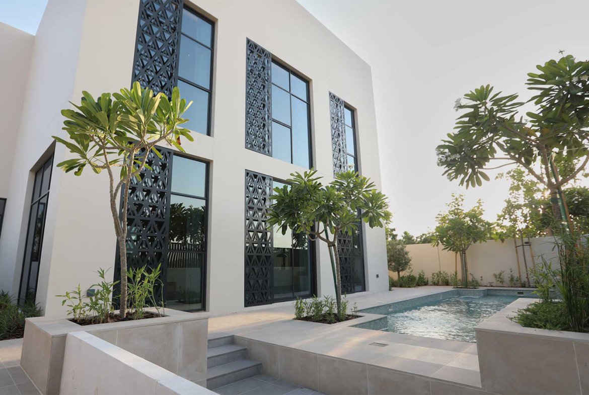 building villa hayyan with swimming pool