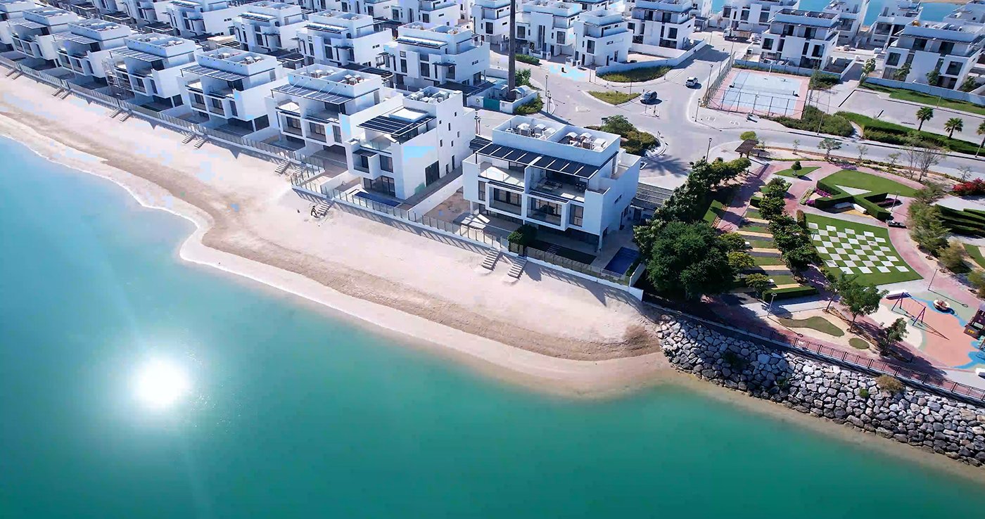 Airplane Waterfront Sea View Villa in Ajmal Makan