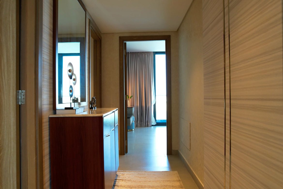 floor Villa Ajmal Makan